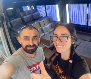 Рейс зі Львова до лікарень Чернігова. Веземо дитяче харчування і їжу для хворих, що не можуть жувати. Травень, 2022