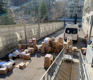 Рейс у Київ до Інституту ендокринології ім. В.П. Комісаренка з ліками та медвиробами. Березень, 2022